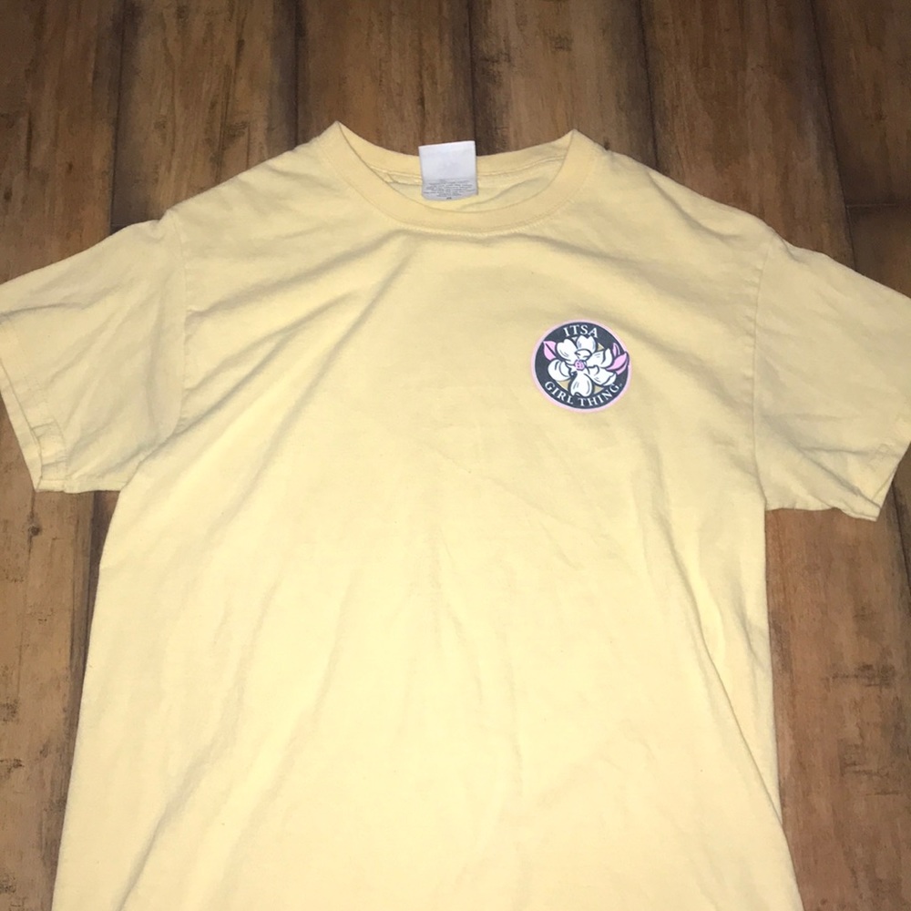 It’s a Girl Thing yellow Tshirt💛
